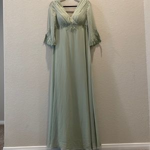 Azazie dusty sage bridesmaid dress. Size 10. NWT. Beautiful beading.